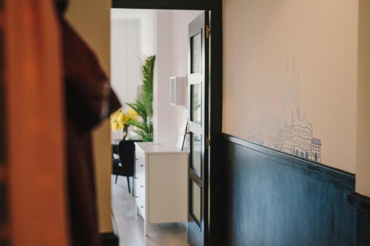 Bbarcelona Central Boutique Apartments ภายนอก รูปภาพ