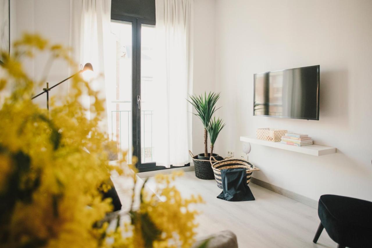 Bbarcelona Central Boutique Apartments ภายนอก รูปภาพ