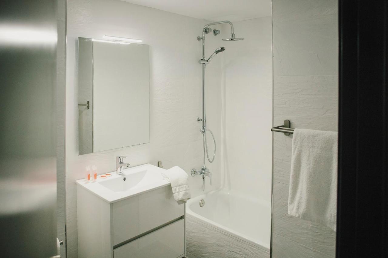 Bbarcelona Central Boutique Apartments ภายนอก รูปภาพ